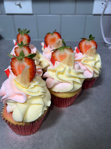 Strawberry Lemonade cupcakes