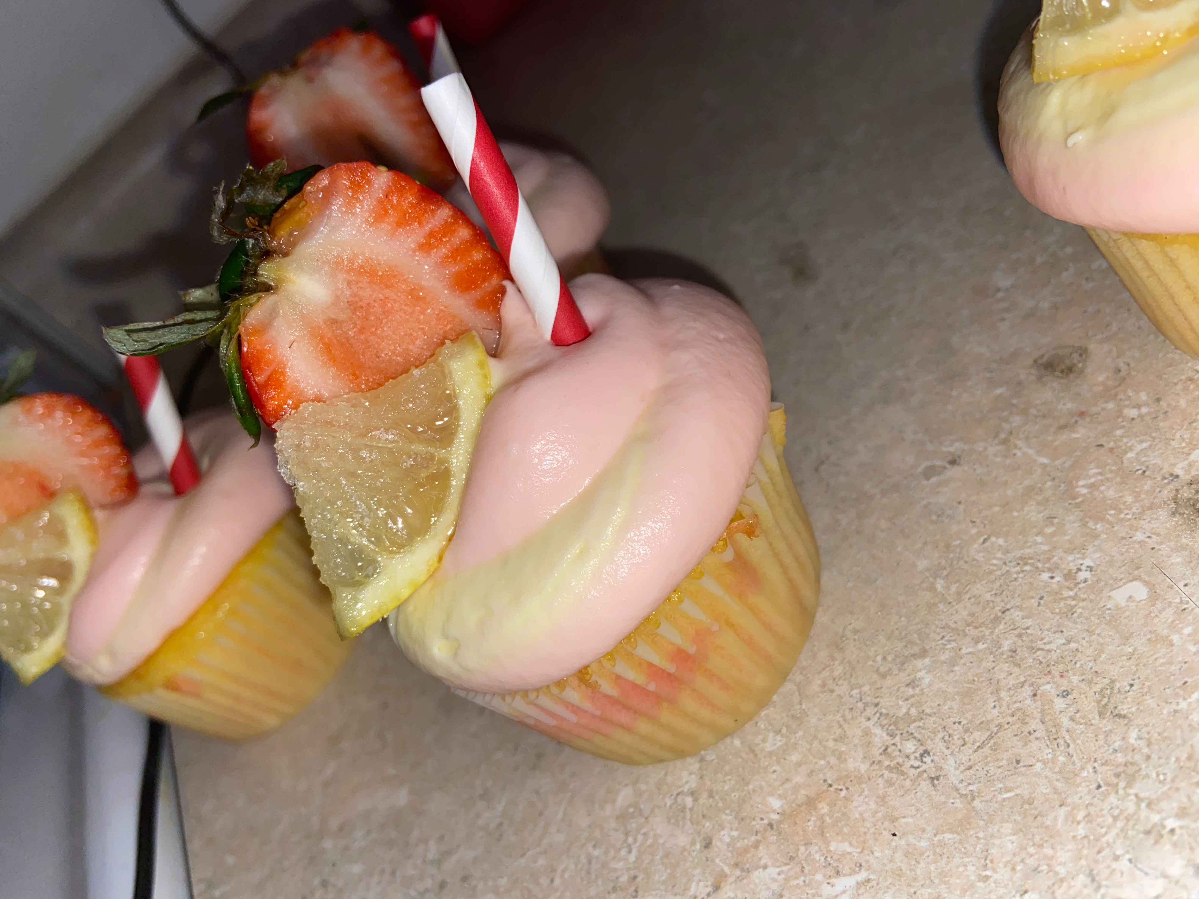 Strawberry Lemonade cupcakes